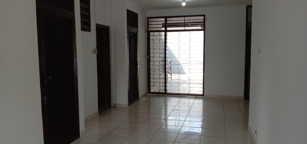 Disewakan Rumah Minimalis Dekat Fasilitas Umum di Darmo Harapan Surabaya Barat - Thumbnail 2