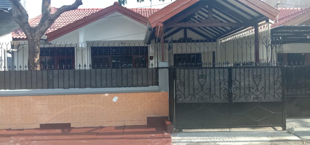 Disewakan Rumah Minimalis Dekat Fasilitas Umum di Darmo Harapan Surabaya Barat - Image 1
