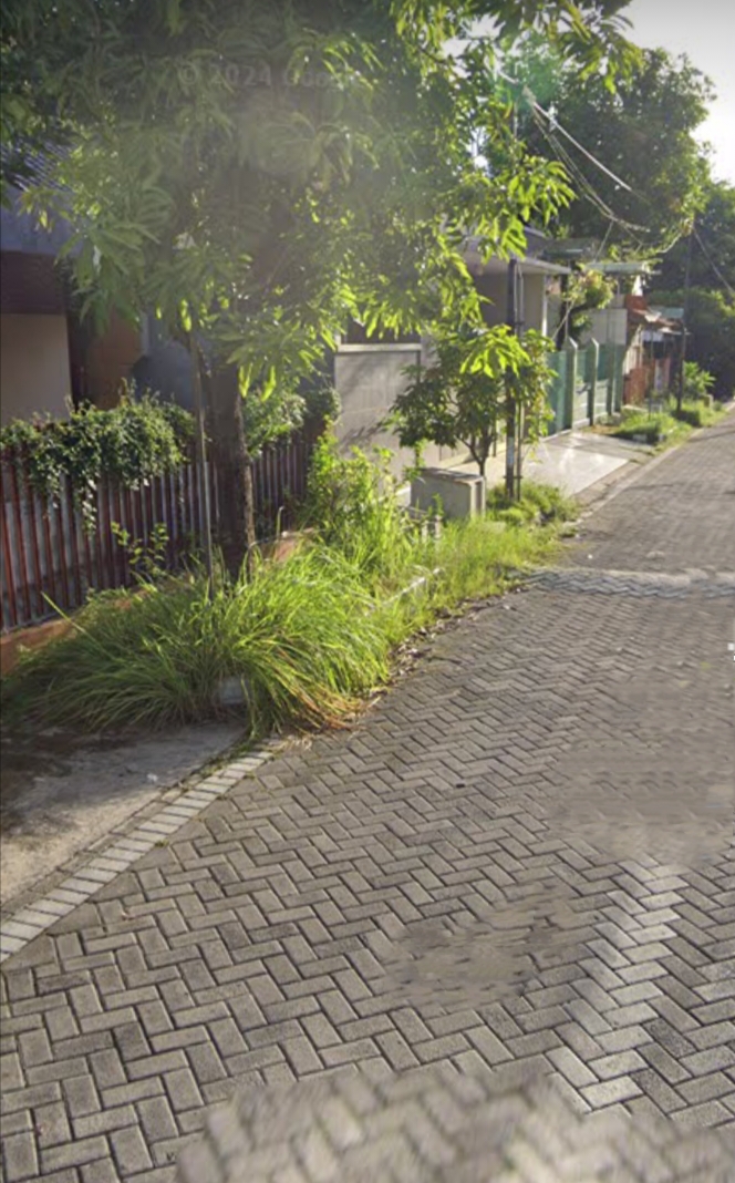 Dijual Cepat Rumah Dekat Kampus Ternama di Tenggilis Mejoyo Surabaya Timur - Image 1