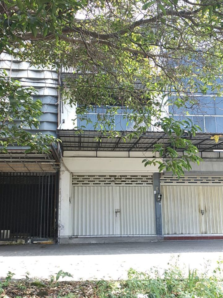 Dijual/Disewakan Ruko Lokasi Strategis Satelit Town Square Surabaya Barat - Image 1