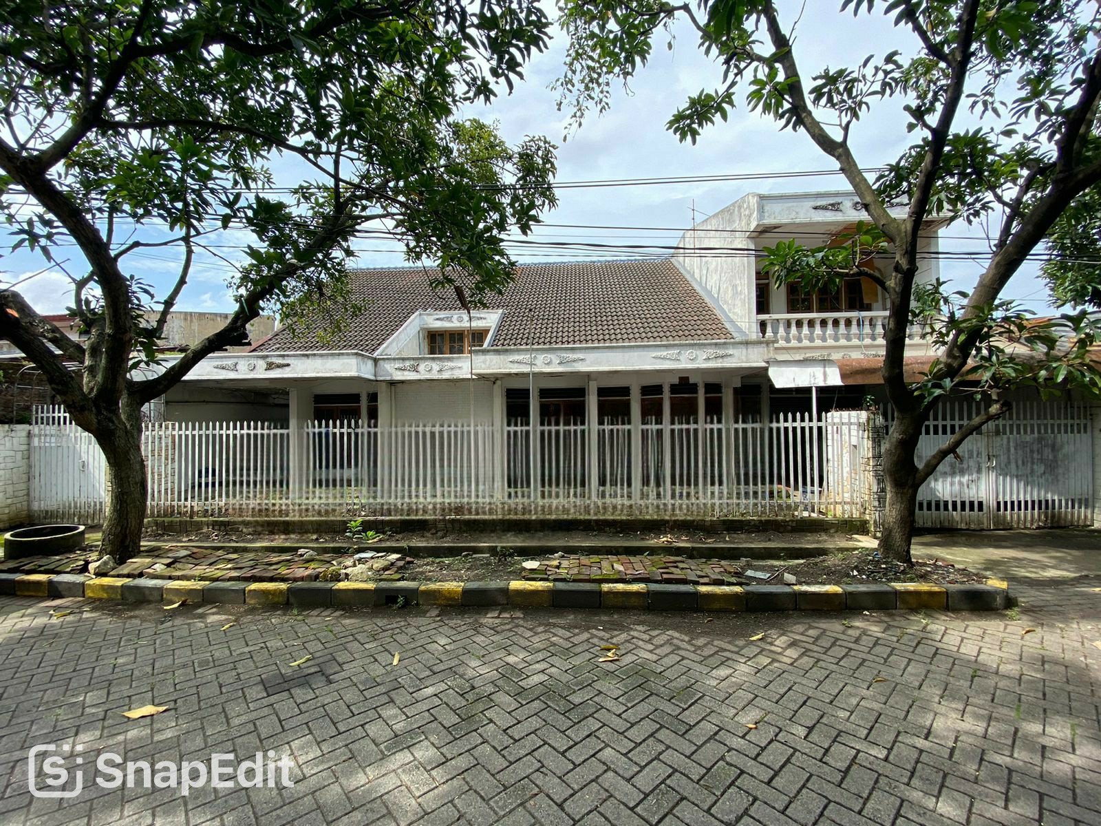 Dijual Murah Rumah Dukuh Kupang Surabaya Barat - Image 1