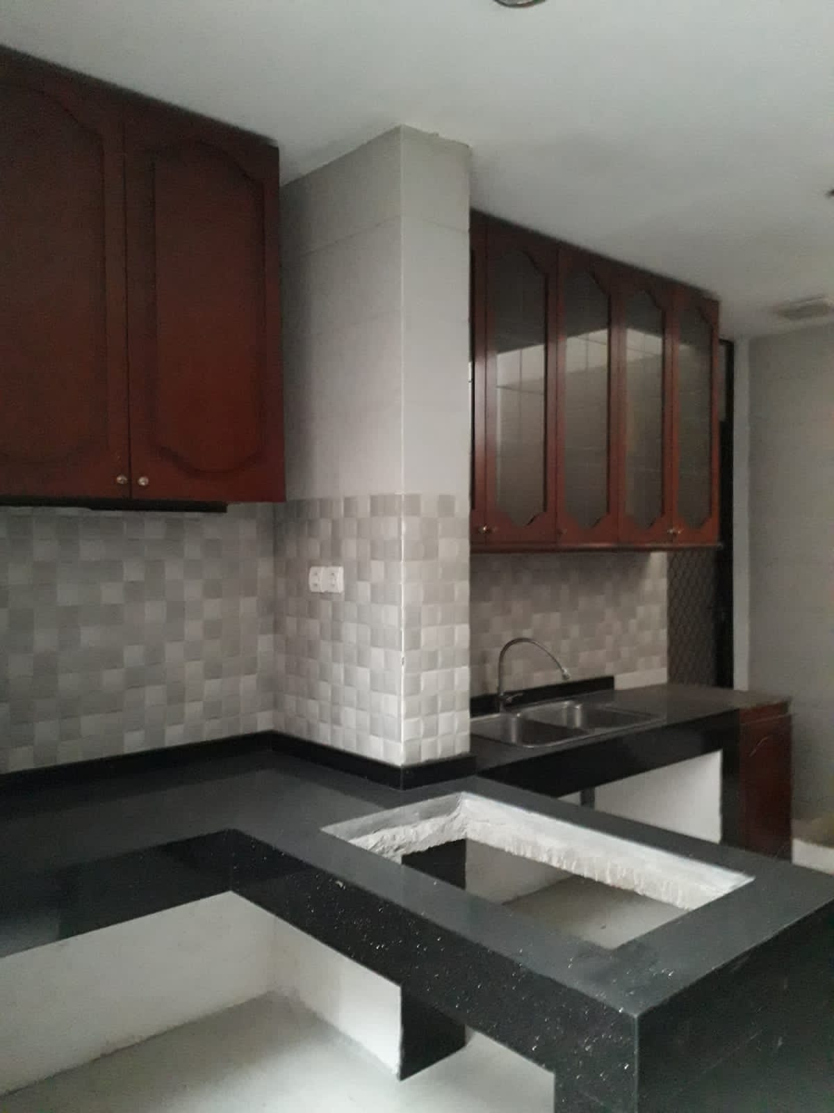 Dijual Rumah Strategis Lokasi Surabaya Timur - Thumbnail 4