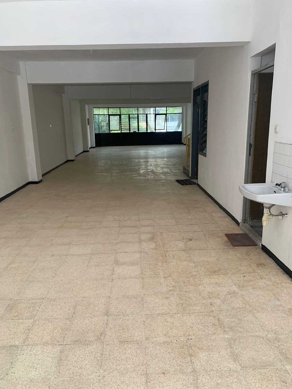 Disewakan Ruko Lokasi Strategis Kalianyar Raya Surabaya - Thumbnail 4