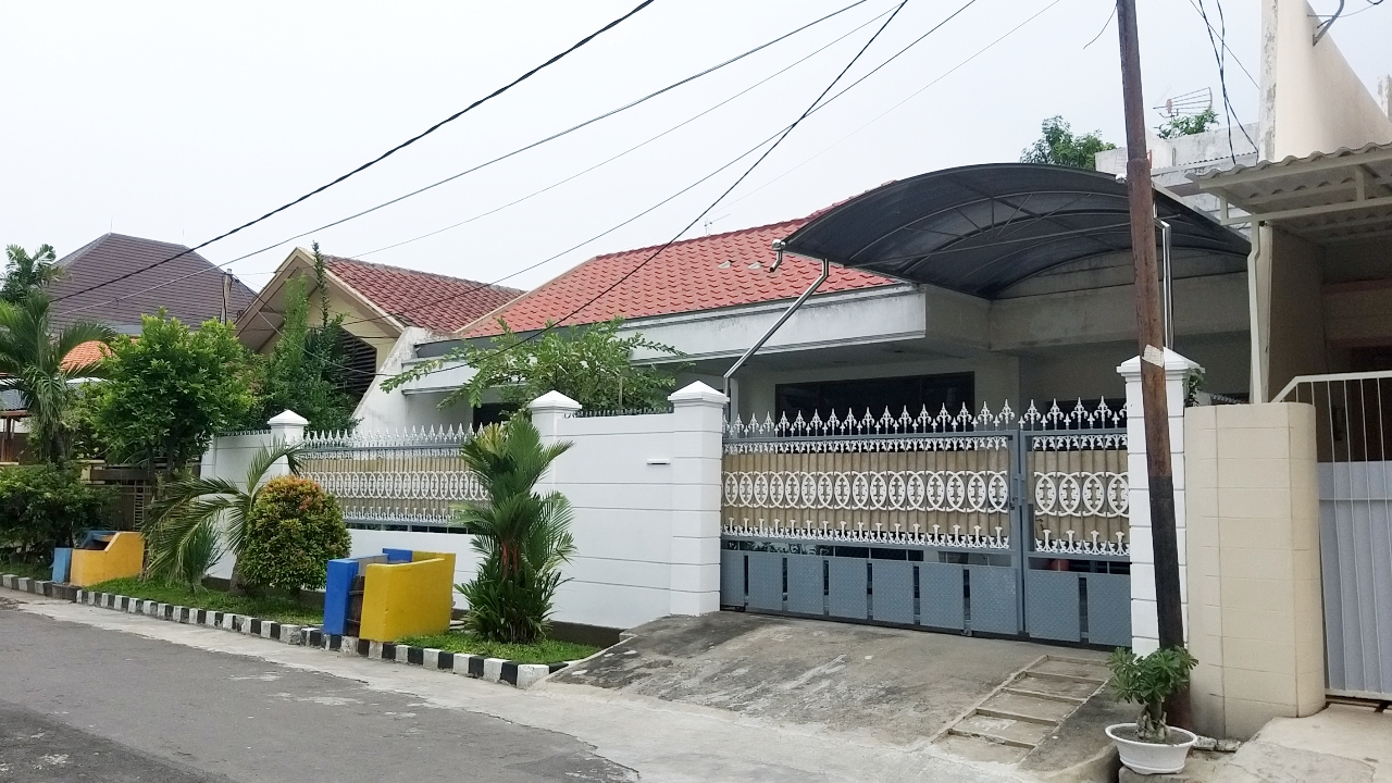 Dijual Rumah Berlokasi Strategis di Surabaya Timur - Image 1