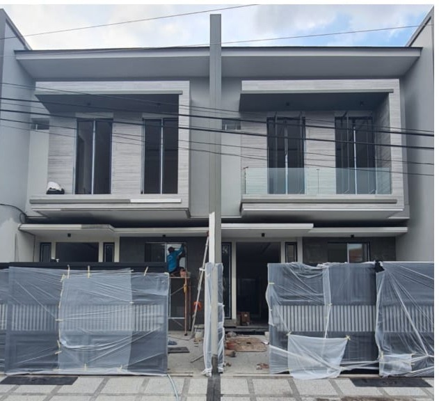 Dijual Rumah Nyaman di Dharmahusada Indah Utara Surabaya Timur - Image 1