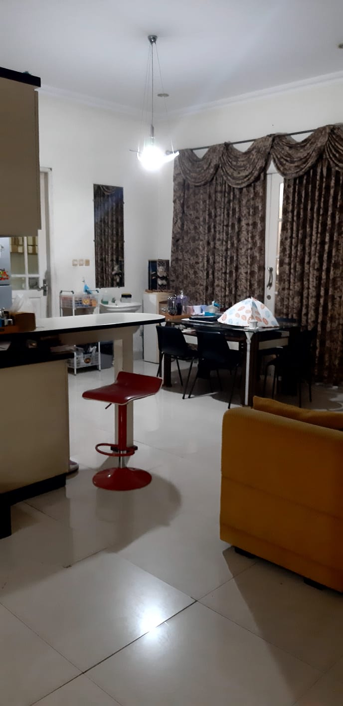 Dijual Rumah Eksklusif di Vila Taman Telaga 2 Citraland Surabaya - Image 1