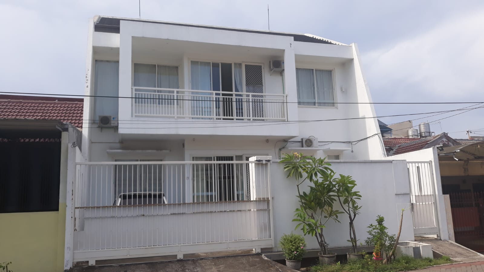 Dijual Rumah Mewah di Surabaya Selatan - Image 1