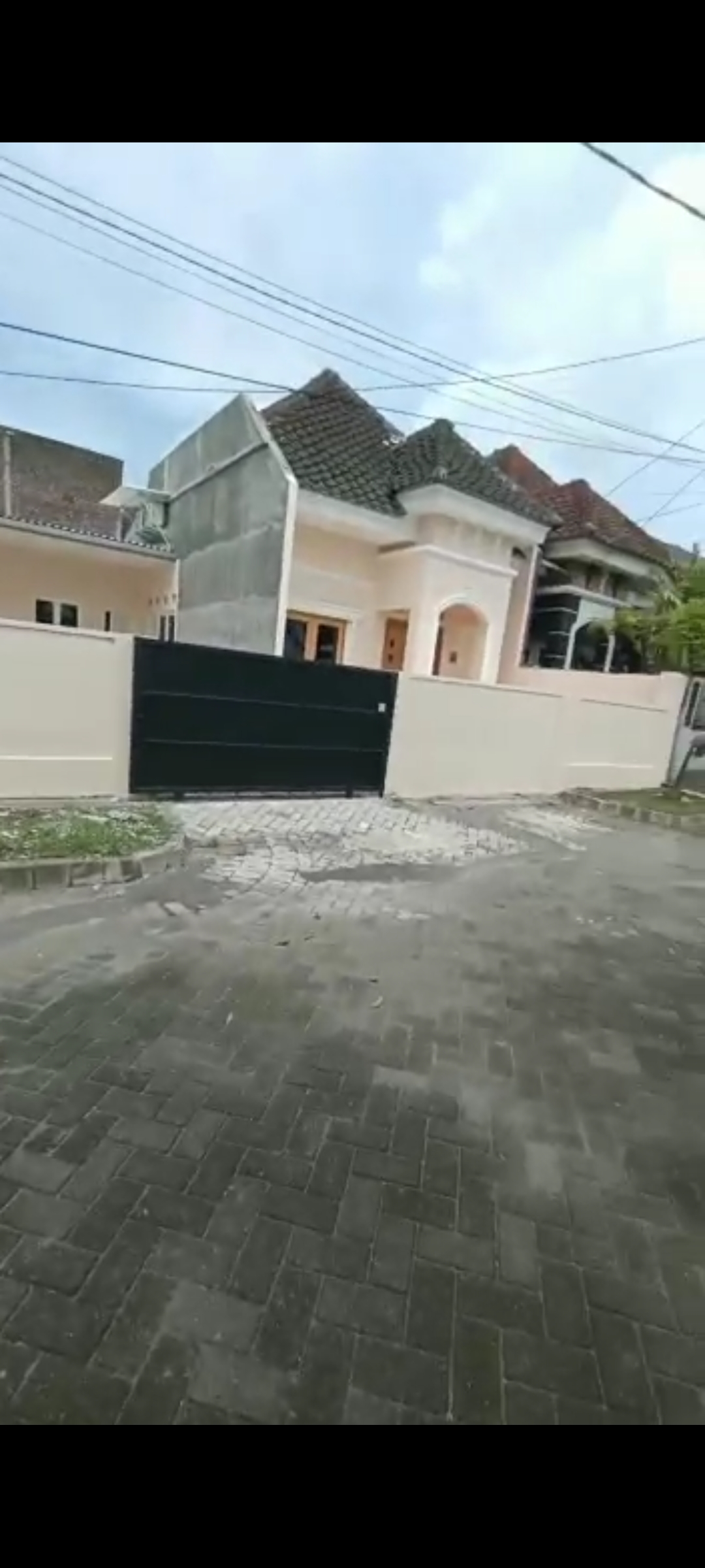 Dijual Rumah 2 Kavling Jejer di Menganti - Image 1