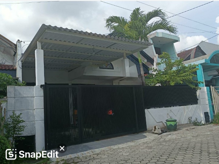 Disewakan Rumah Furnish Siap Huni Perum Taman Pondok Indah Wiyung Surabaya Barat - Image 1