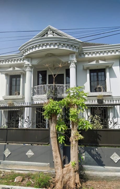 Dijual Rumah Mewah Lokasi Dharmahusada Utara Surabaya Timur - Image 1