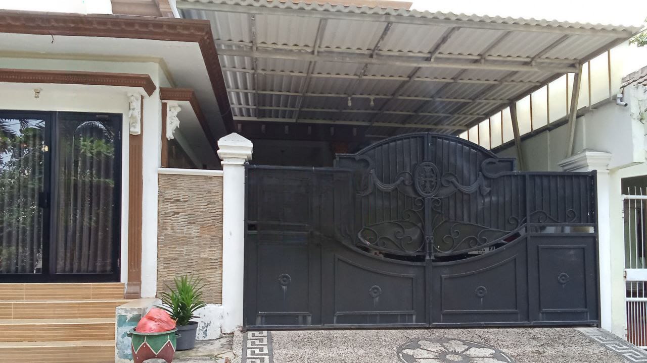 Dijual Rumah Mewah 2 Lantai di Raya Tengger Kandangan Surabaya Barat - Image 1