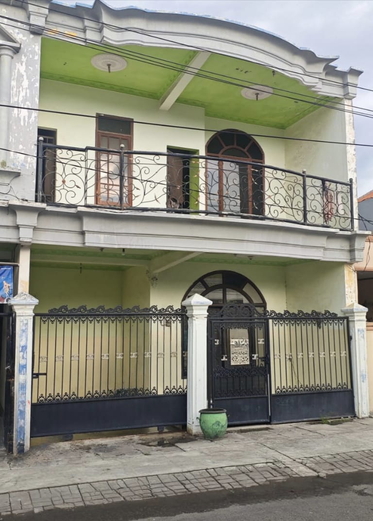 Disewakan Rumah 2 Lantai Siap Huni di Dupak Baru Surabaya Pusat - Image 1