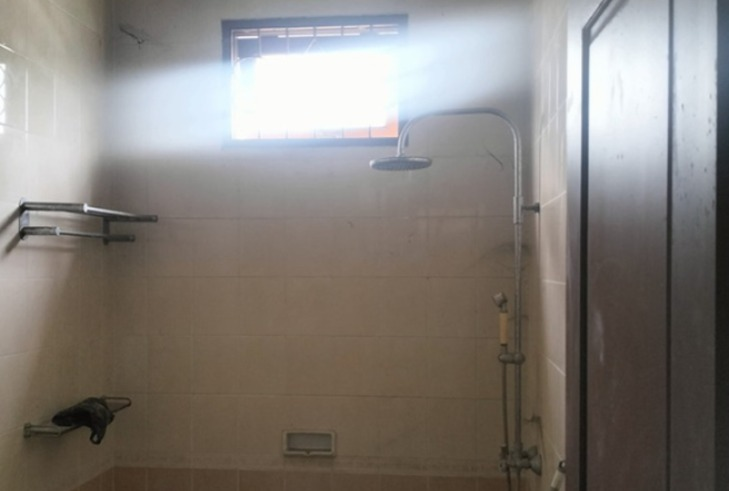 Dijual Lelang Rumah Mewah dan Eksklusif di Sakura Regency Bekasi - Thumbnail 4