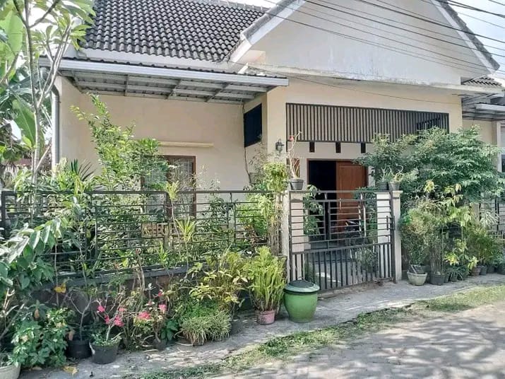Dijual Cepat Rumah di Perumahan Griya Sejahtera Lowokwaru Malang - Image 1