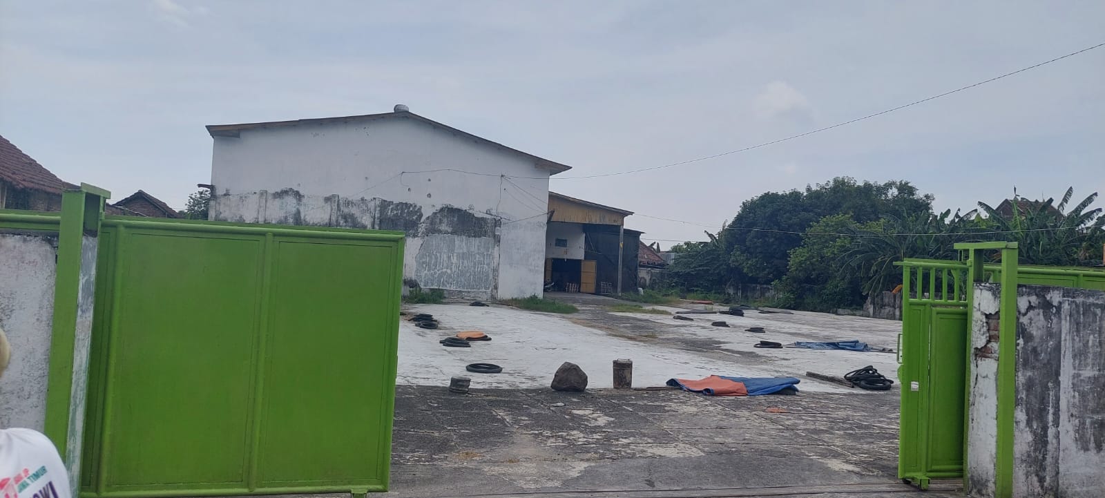 Dijual Gedung Lokasi Strategis Dekat Tol & Bandara Cargo di Sedati Agung Sidoarjo - Image 1