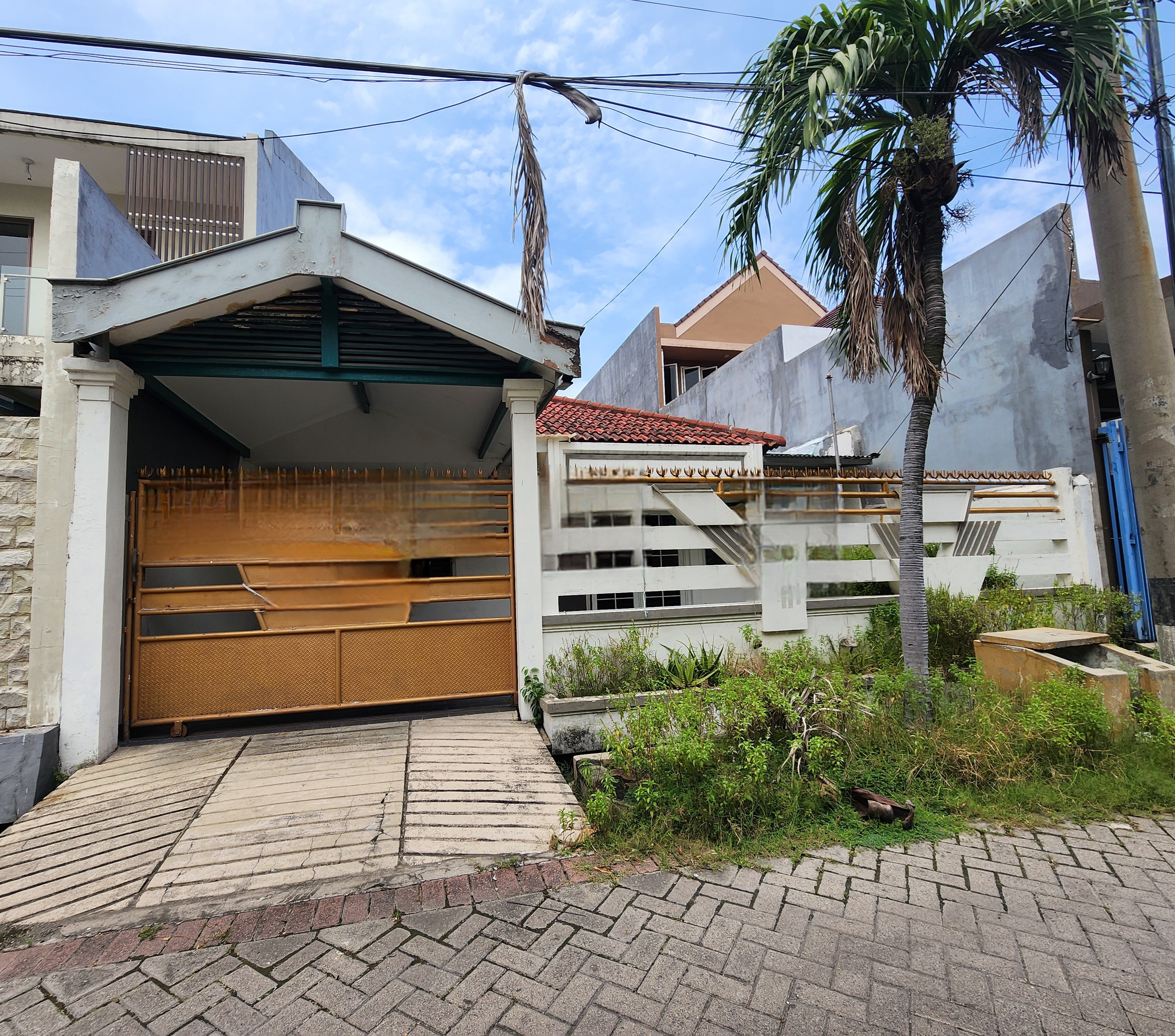 Disewakan Rumah Darmo Harapan Surabaya Barat Dekat Margomulyo - Image 1