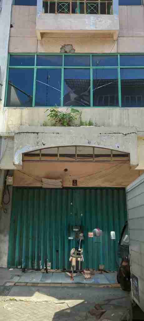 Ruko Disewakan Lokasi Strategis Pengampon Surabaya Utara - Image 1