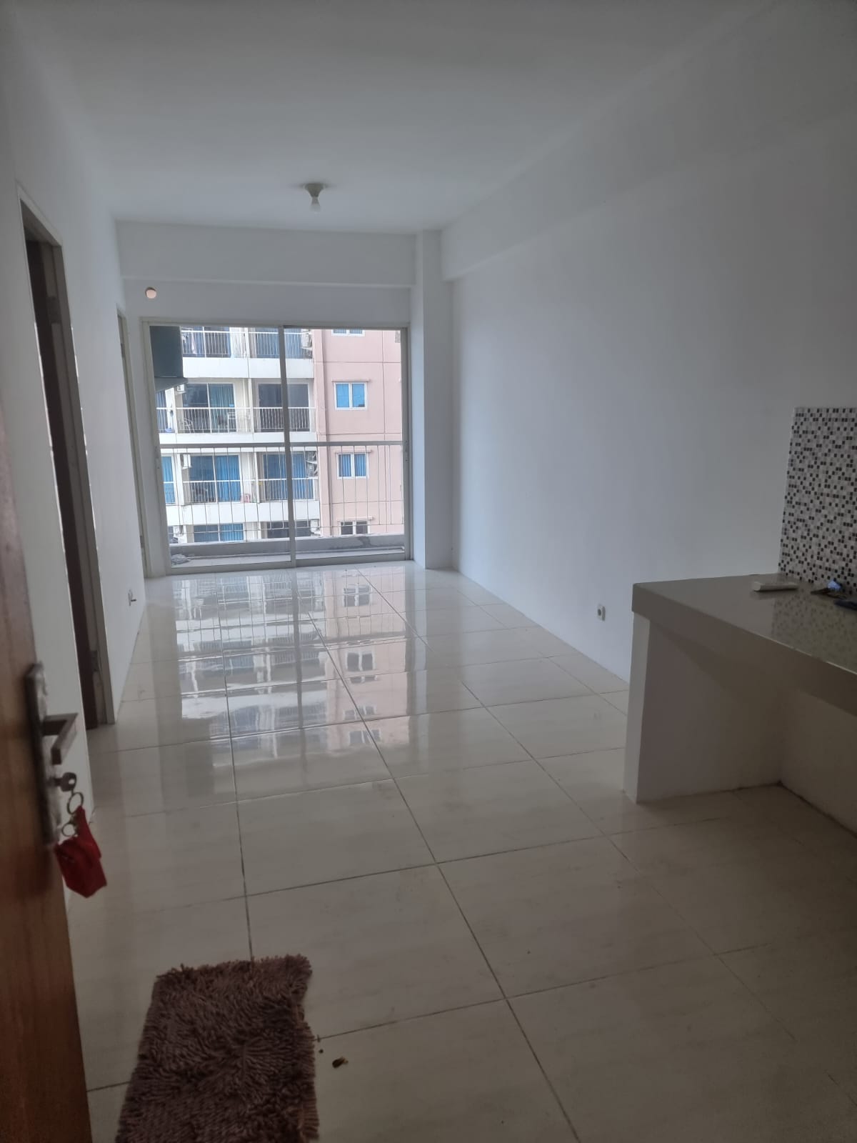 Dijual Apartment Puncak Bukit Golf Tower A Lantai 21 Surabaya Barat - Image 1