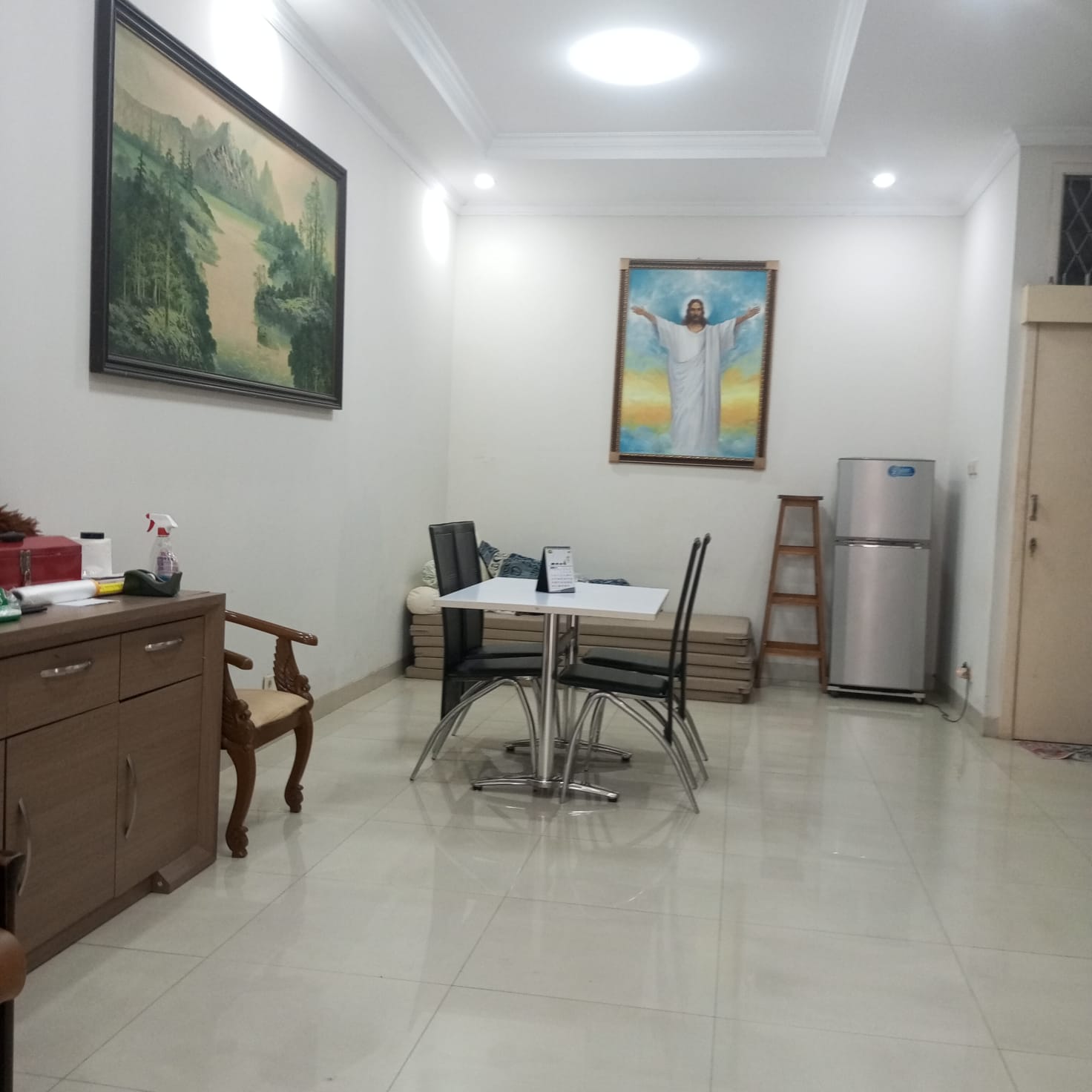 Dijual Rumah Nyaman Lokasi Strategis di Kelapa Gading Jakarta Utara - Thumbnail 4