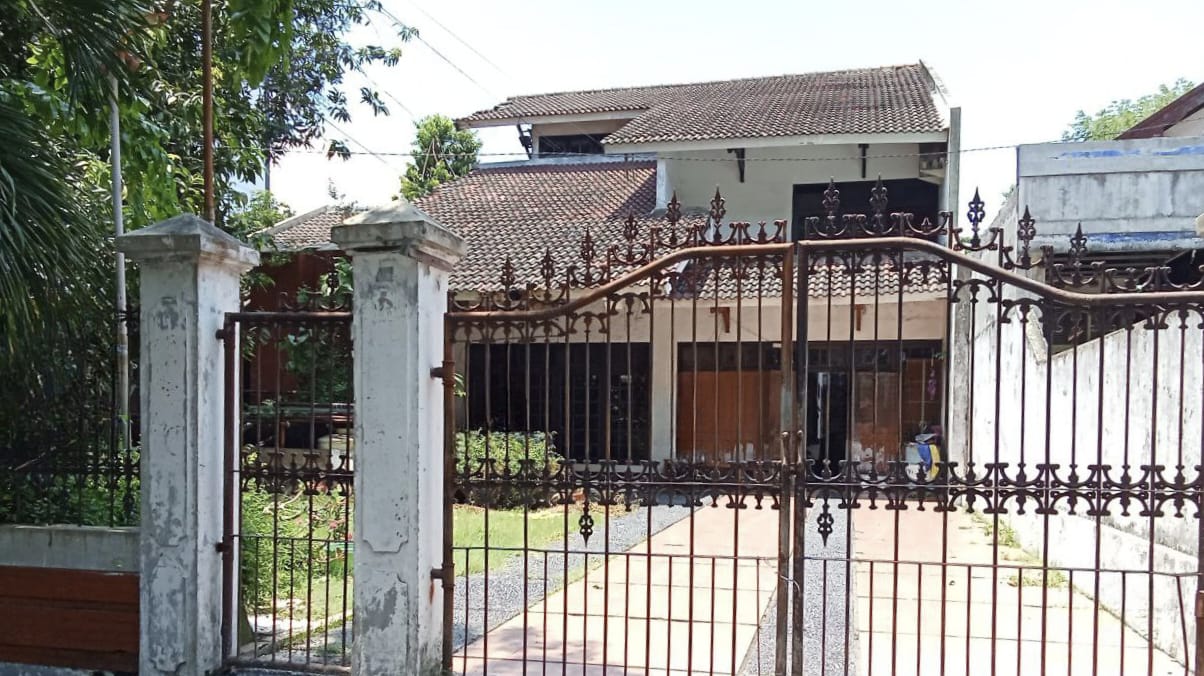 Dijual Rumah Hunian Mewah di Raya Tenggilis Surabaya Timur - Image 1