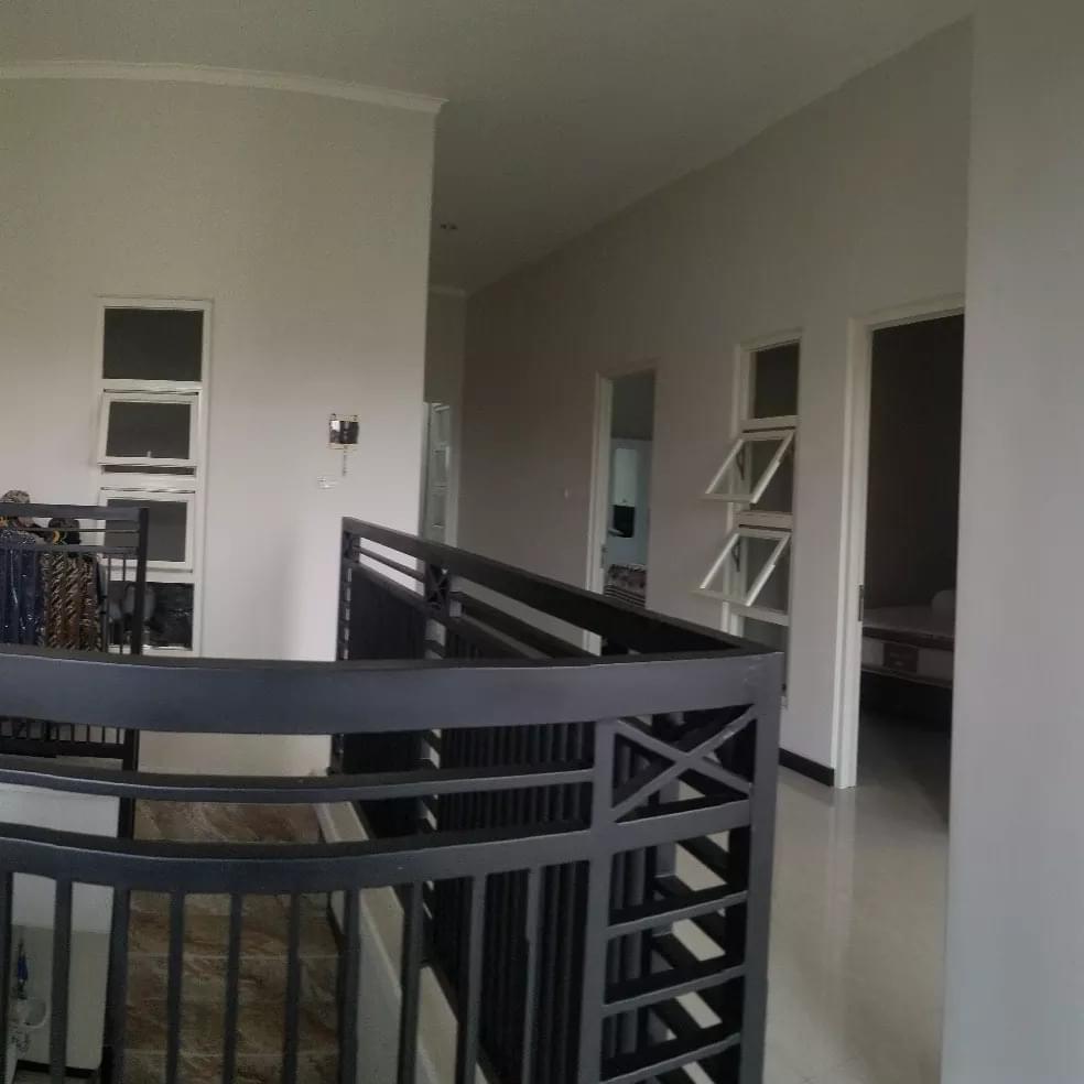 Dijual Rumah Mewah Fasilitas Lengkap di Permata Safira Regency Surabaya Barat - Thumbnail 3