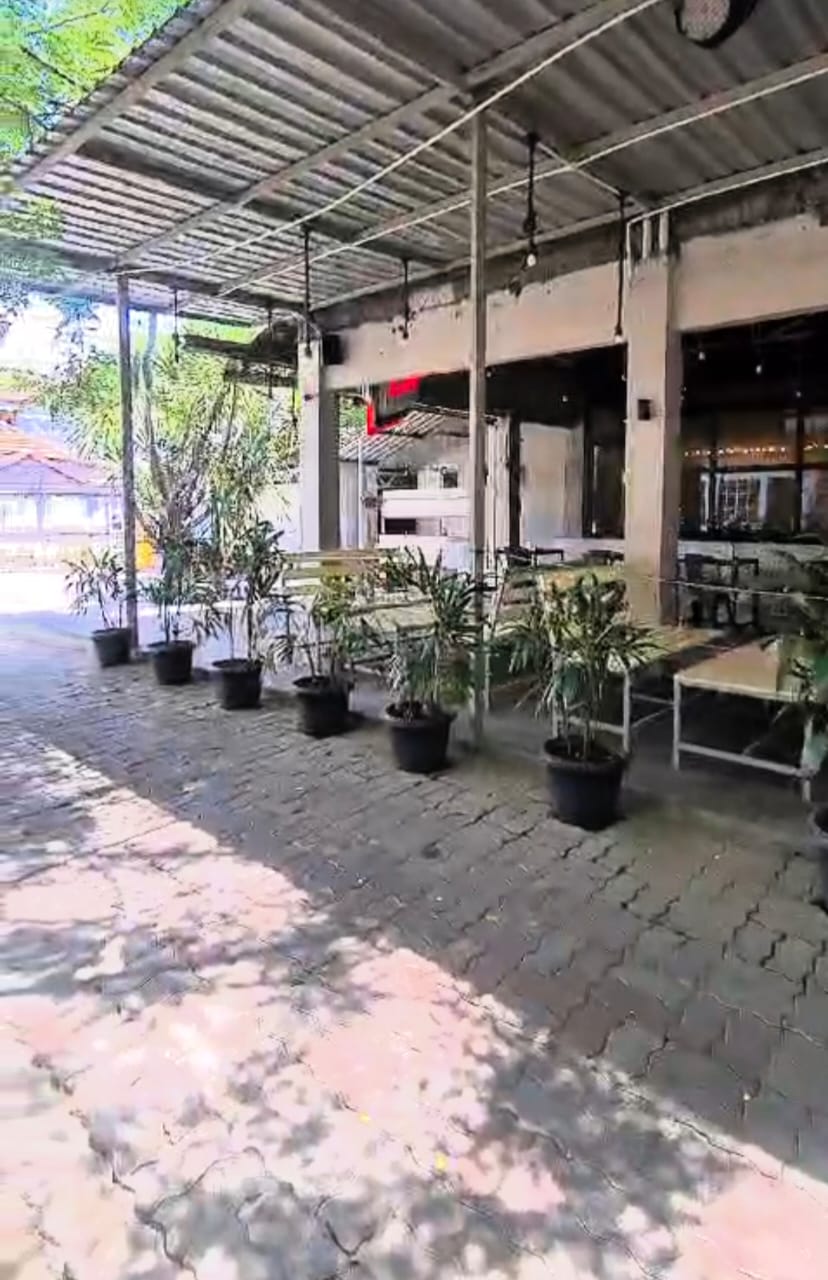 Disewakan Lahan Dan Bangunan Strategis Raya Kertajaya Surabaya - Thumbnail 4