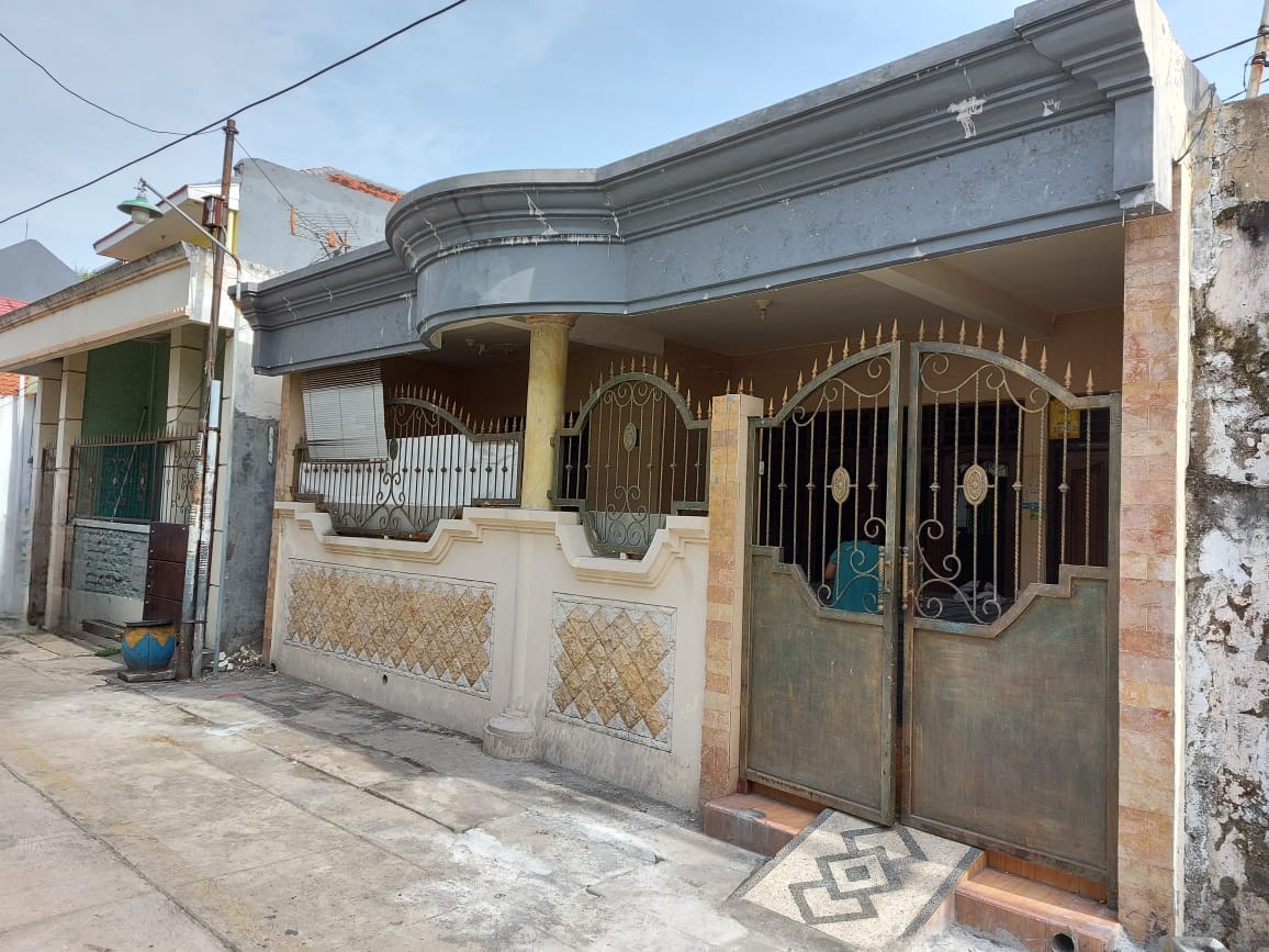 Dijual Rumah Hunian Nyaman di Donokerto Surabaya Pusat - Image 1