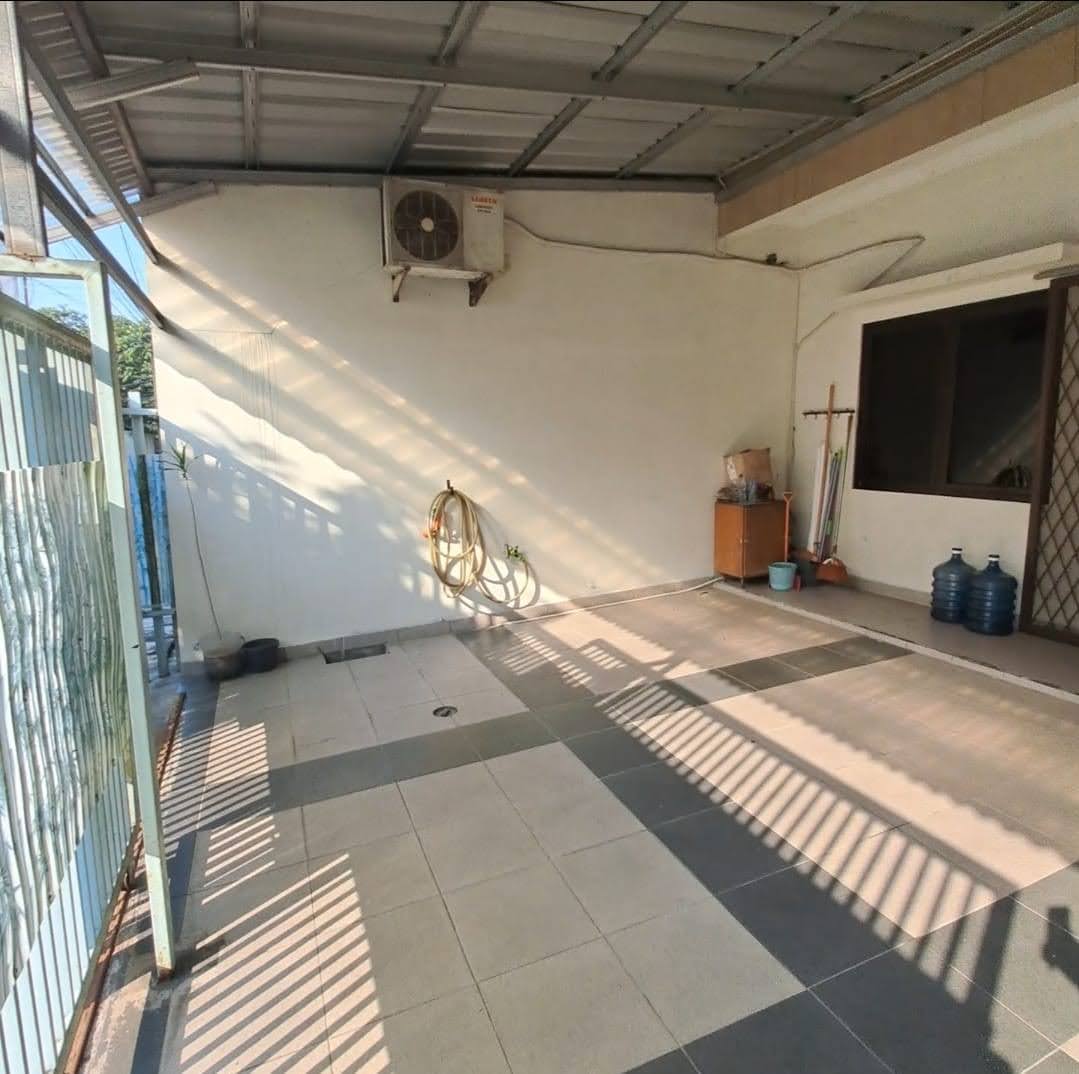 Dijual Lelang Rumah Murah di Perumahan Citra Kebun Mas Karawang - Thumbnail 2