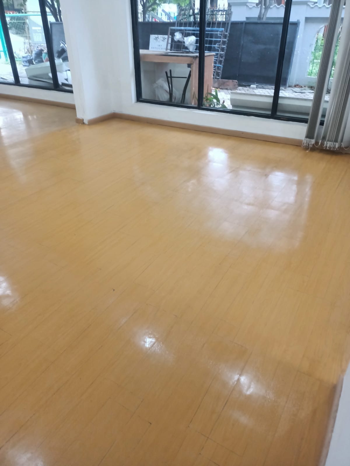 Rumah Strategis Disewakan Di Barata Surabaya Timur - Thumbnail 2