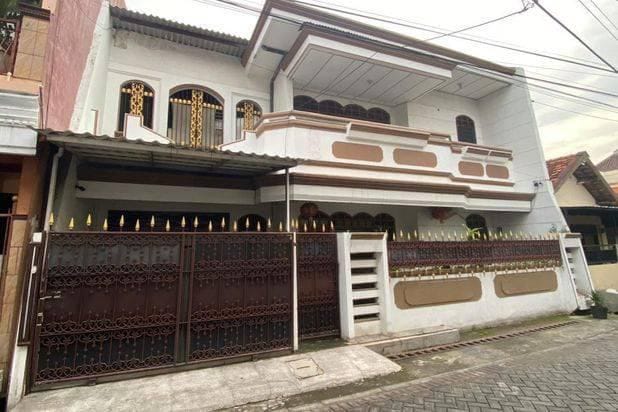 Dijual Rumah Strategis Lokasi Gubeng Kertajaya Surabaya Timur - Image 1
