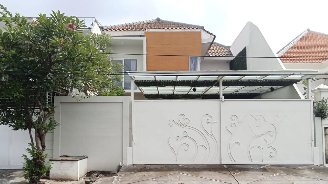 Dijual Rumah Nyaman Terawat di Puncang Anom Surabaya Timur - Image 1