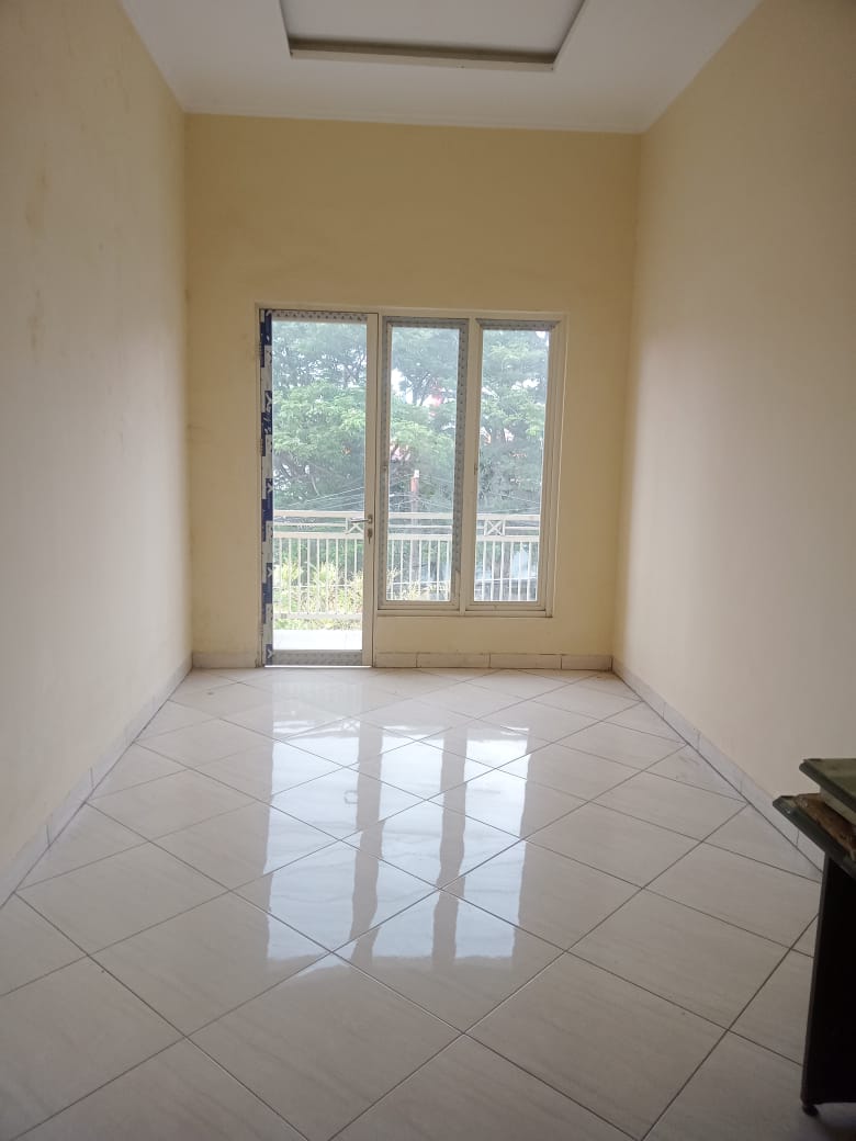 Rumah Strategis di Kalibokor Surabaya Timur Dijual - Image 1