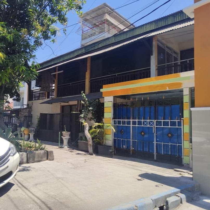 Dijual Rumah 2 Lantai dan Ruang Usaha di Semampir Surabaya Timur - Image 1
