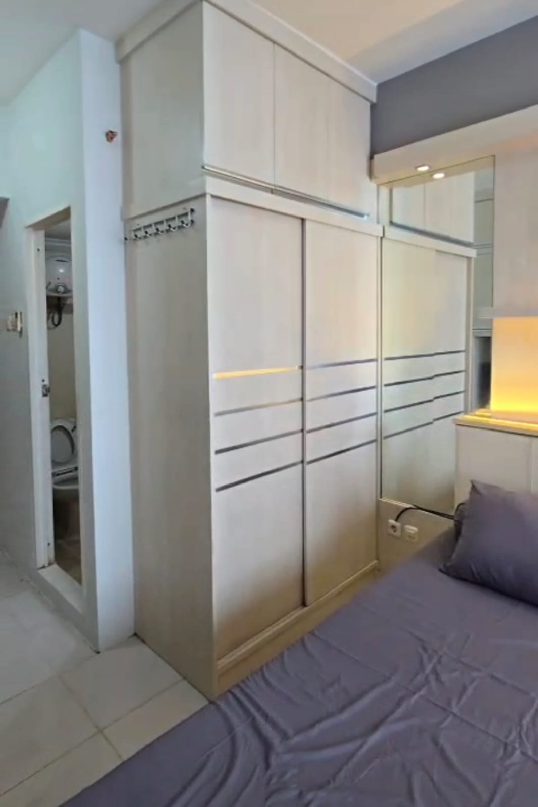 Dijual Apartemen Murah dan Menarik di Puncak Permai Surabaya Barat - Image 1