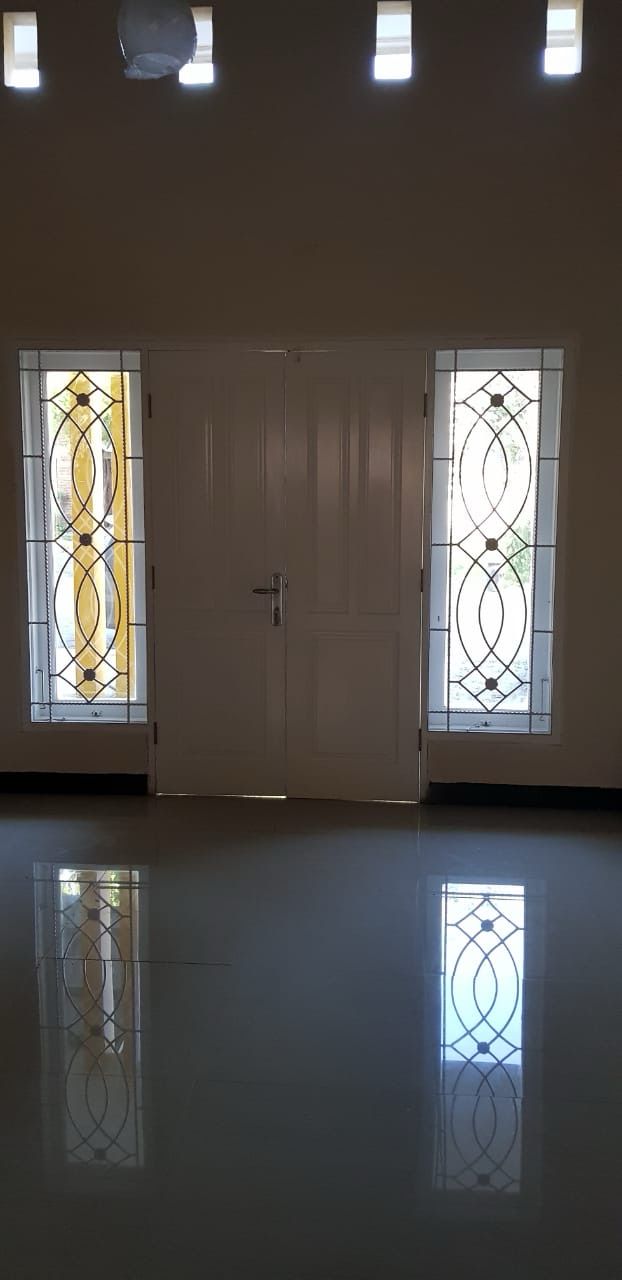 Dijual Rumah Mewah Semi Furnish di Citra Harmoni Sidoarjo - Image 1