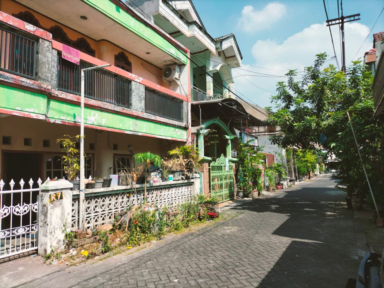 Dijual Lelang Rumah Strategis dan Asri di Gunungsari Indah Surabaya Barat - Image 1