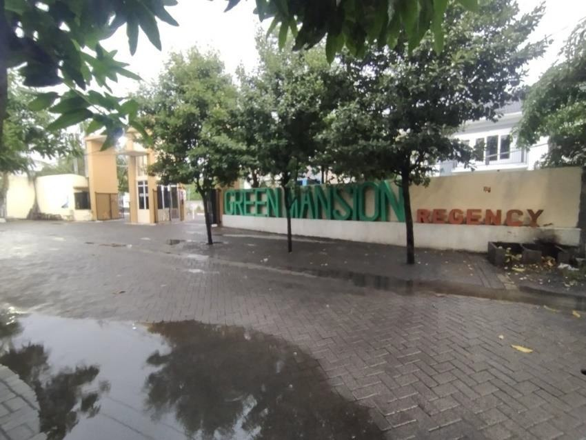 Dijual Rumah Lelang Siap Huni Bisa KPR di Green Mansion Regency Surabaya Barat - Thumbnail 2