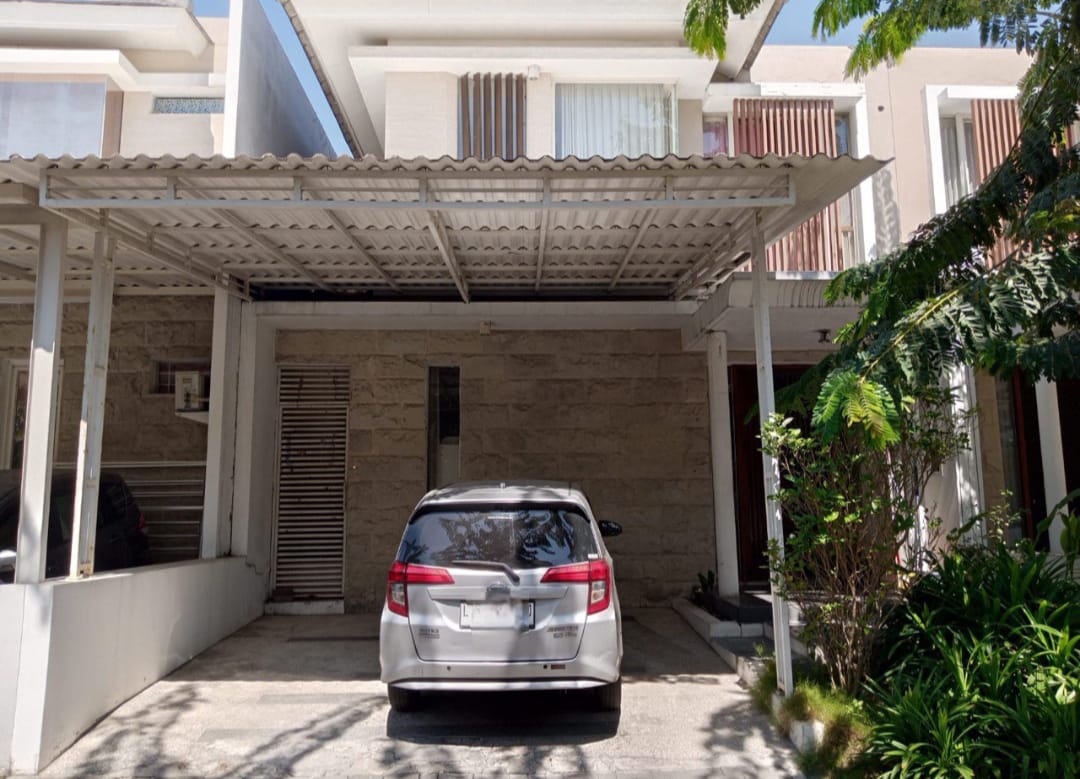 Dijual Rumah Eksklusif Siap Huni di Greenlake Citraland Surabaya Barat - Image 1