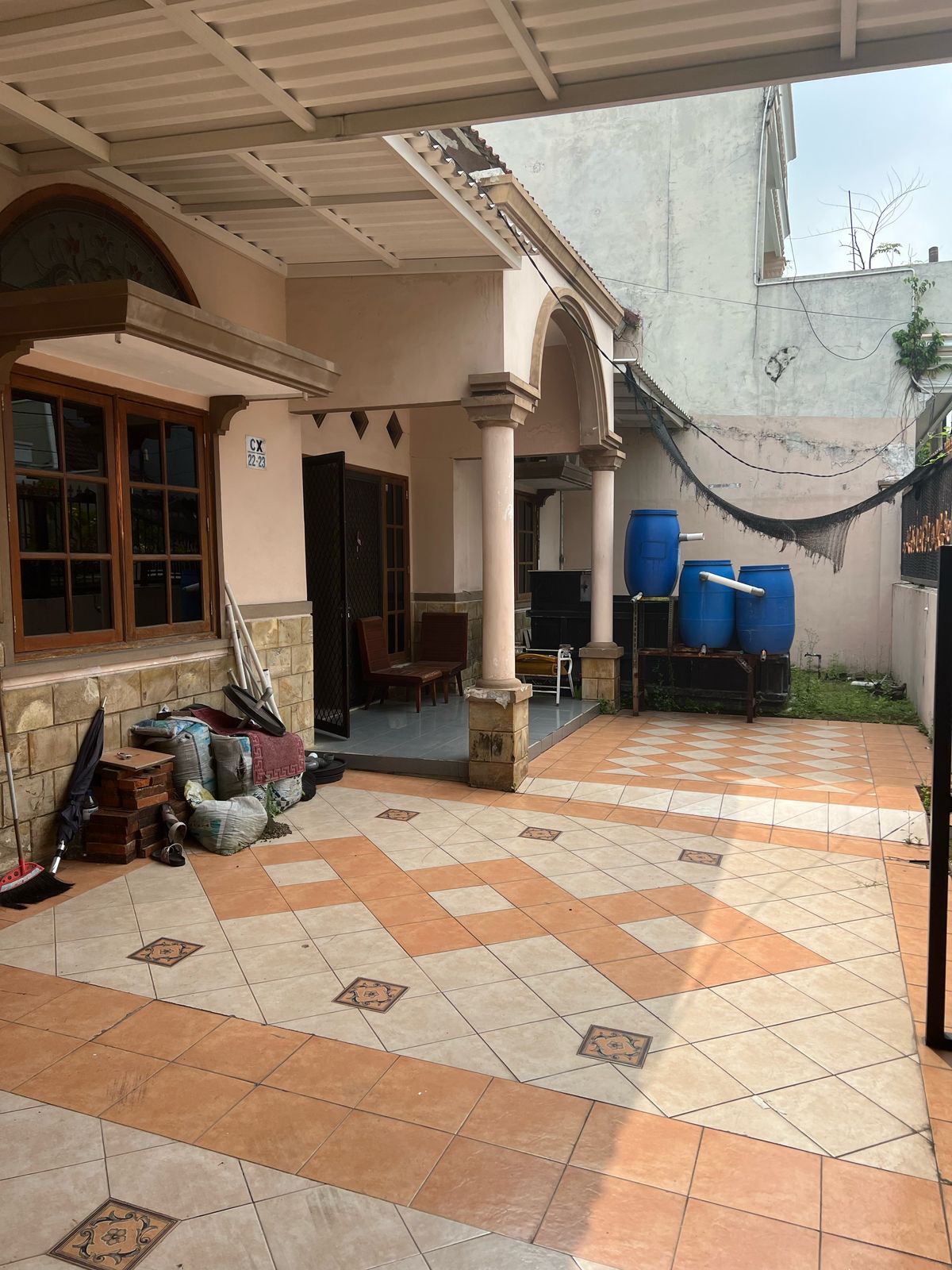 Rumah Dijual Lokasi Strategis di Taman Pondok Indah Surabaya Barat - Thumbnail 2