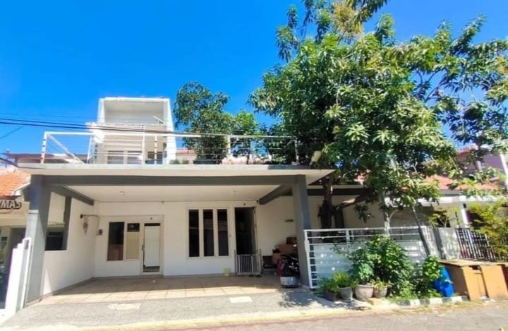 Dijual Rumah Strategis Lokasi Mulyosari Surabaya Timur - Image 1
