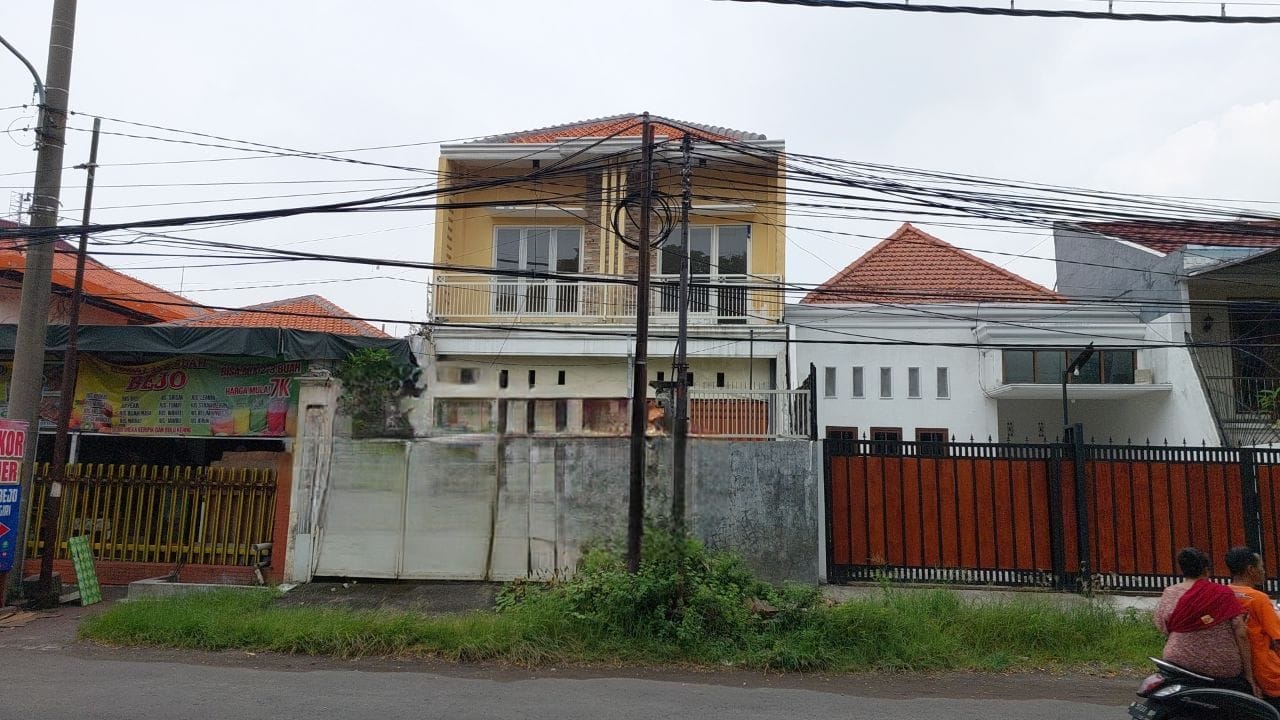 Disewakan Rumah Usaha Strategis di Kalibokor Selatan Surabaya Selatan - Image 1