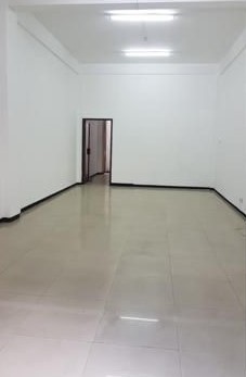 Disewakan Ruko 3,5 Lantai di Graha Mutiara Delta Sidoarjo Dekat Pusat Bisnis - Thumbnail 2