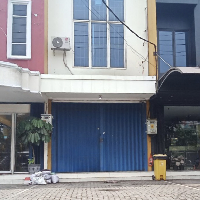 Disewakan Ruko Strategis di Jalan Sultan Iskandar Muda Surabaya Utara - Image 1