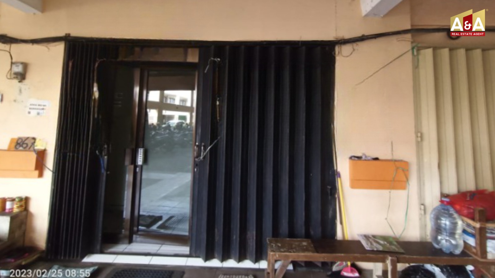 Disewakan ruko strategis lokasi plaza segi 8 - Image 1