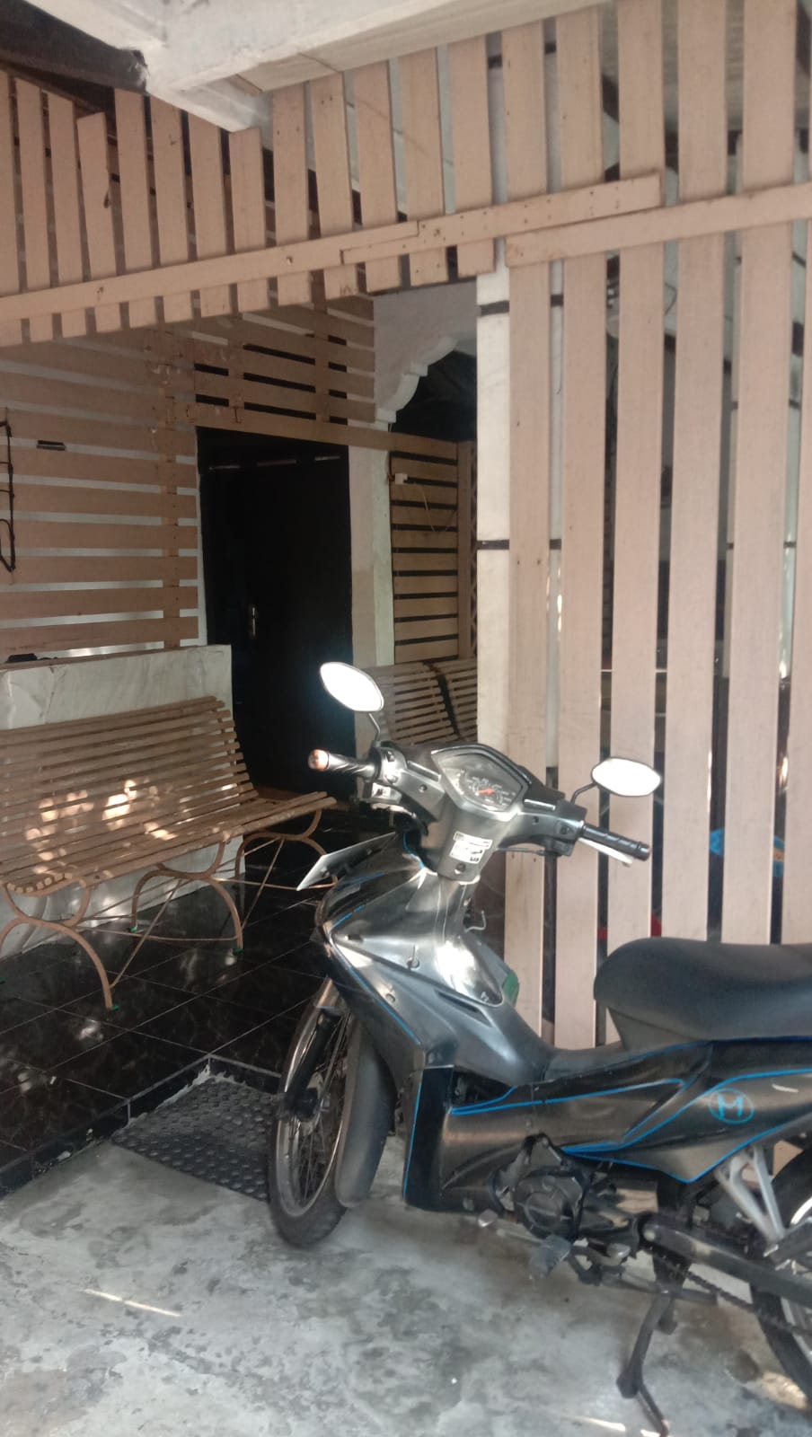 Dijual Rumah Luas dan Nyaman di Rungkut Asri Surabaya Timur - Thumbnail 4