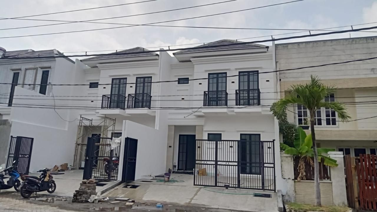 Dijual Rumah Baru Minimalis 2 Lantai, Sutorejo Timur, Surabaya Barat - Image 1