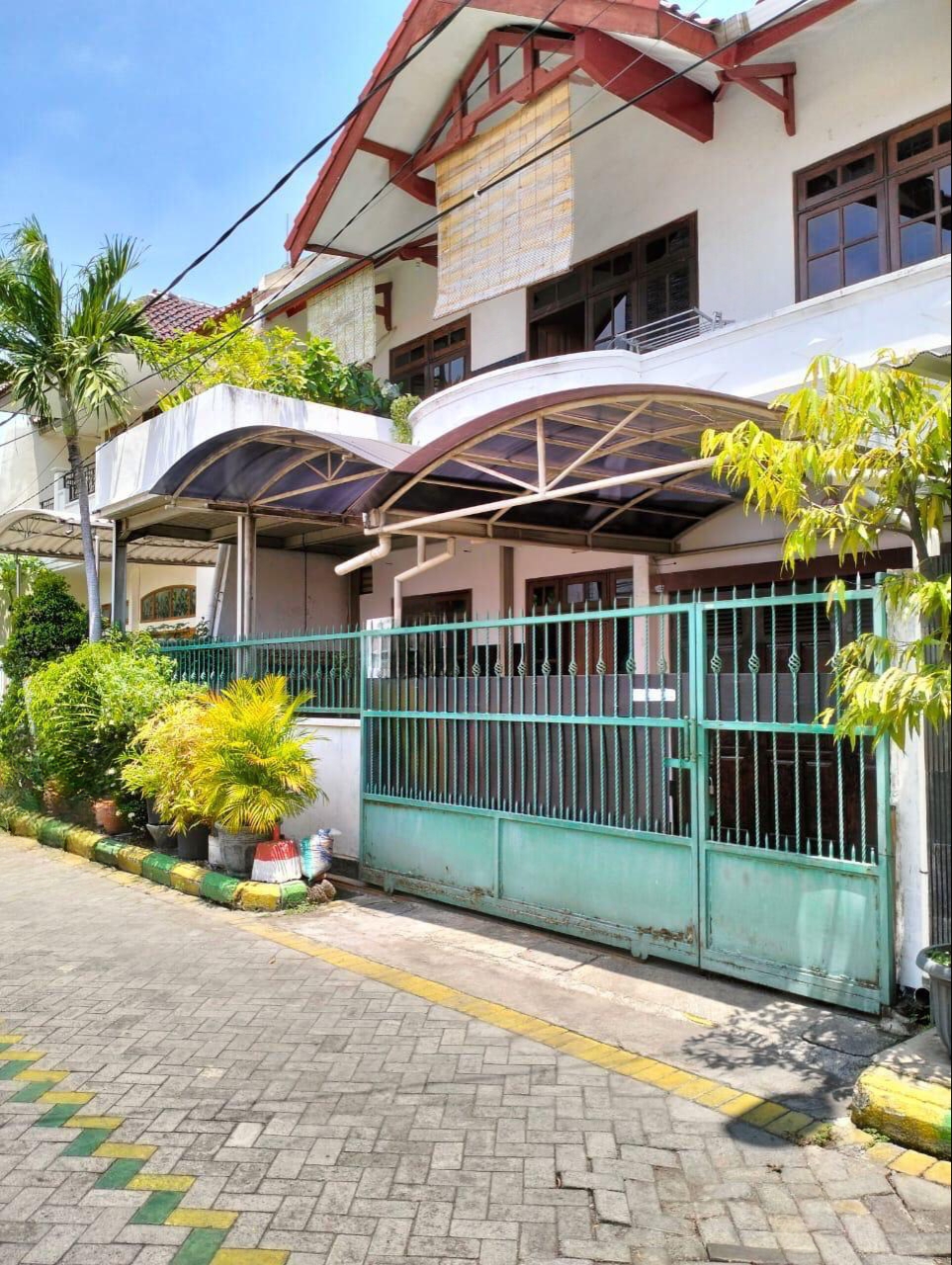 Dijual Rumah Nyaman Strategis di Gubeng Kertajaya Surabaya Timur - Image 1