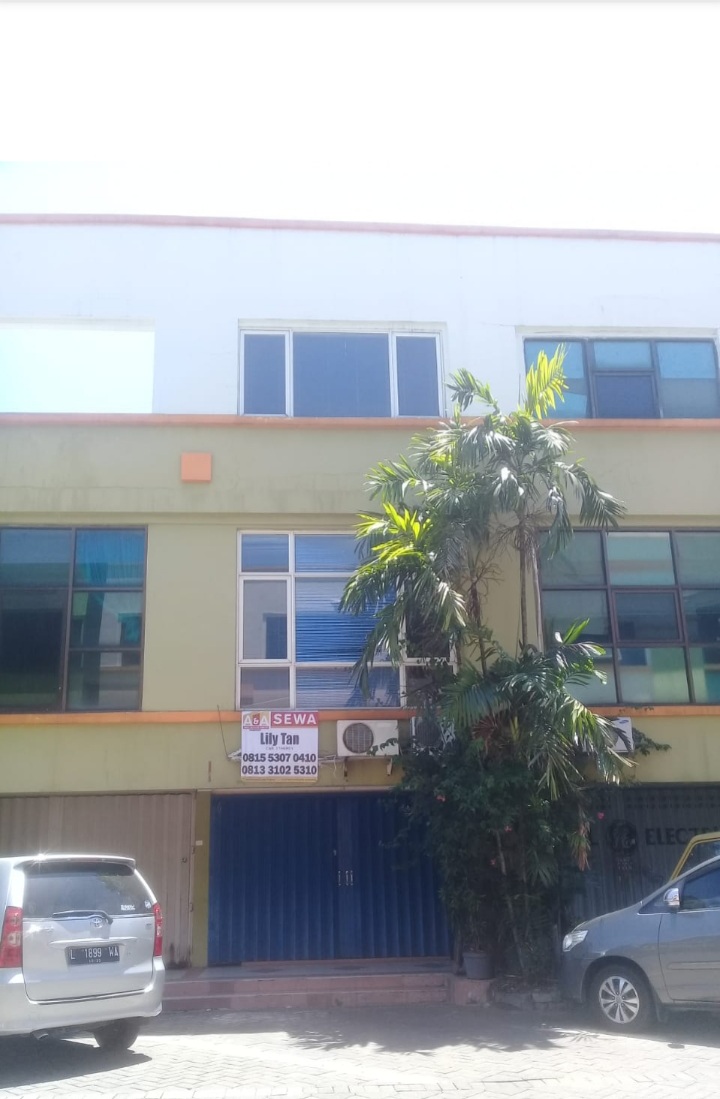 Disewakan Ruko Bagus Terawat Siap Pakai di Surabaya Barat - Image 1