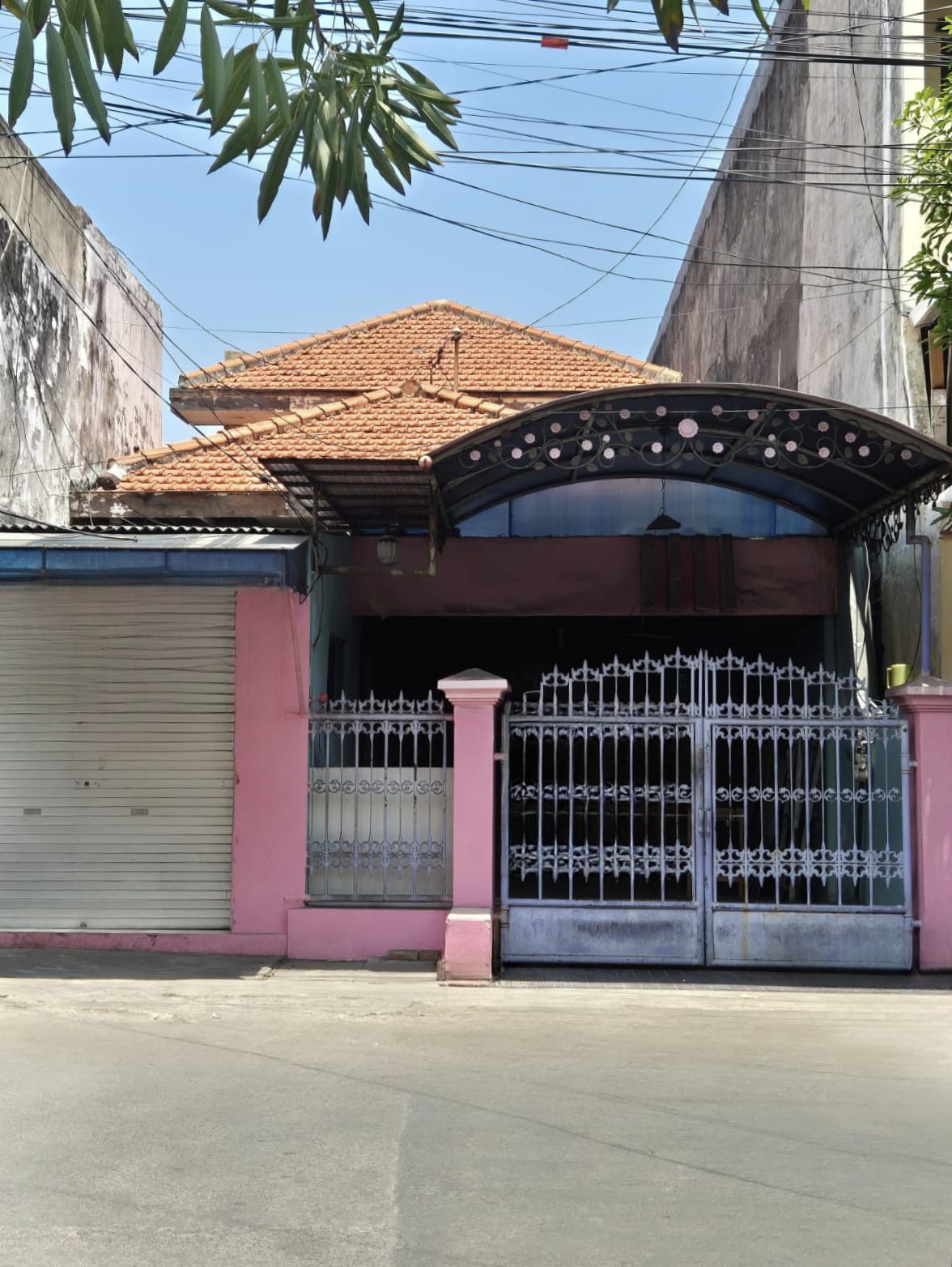 Dijual Rumah di Gubeng Kertajaya Surabaya Timur Dekat Fasilitas Umum - Image 1