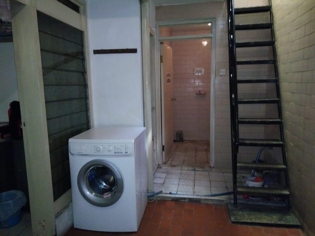 Dijual Rumah Luas Akses Mudah di Manyar Tirtoyoso Selatan Surabaya Timur - Thumbnail 2